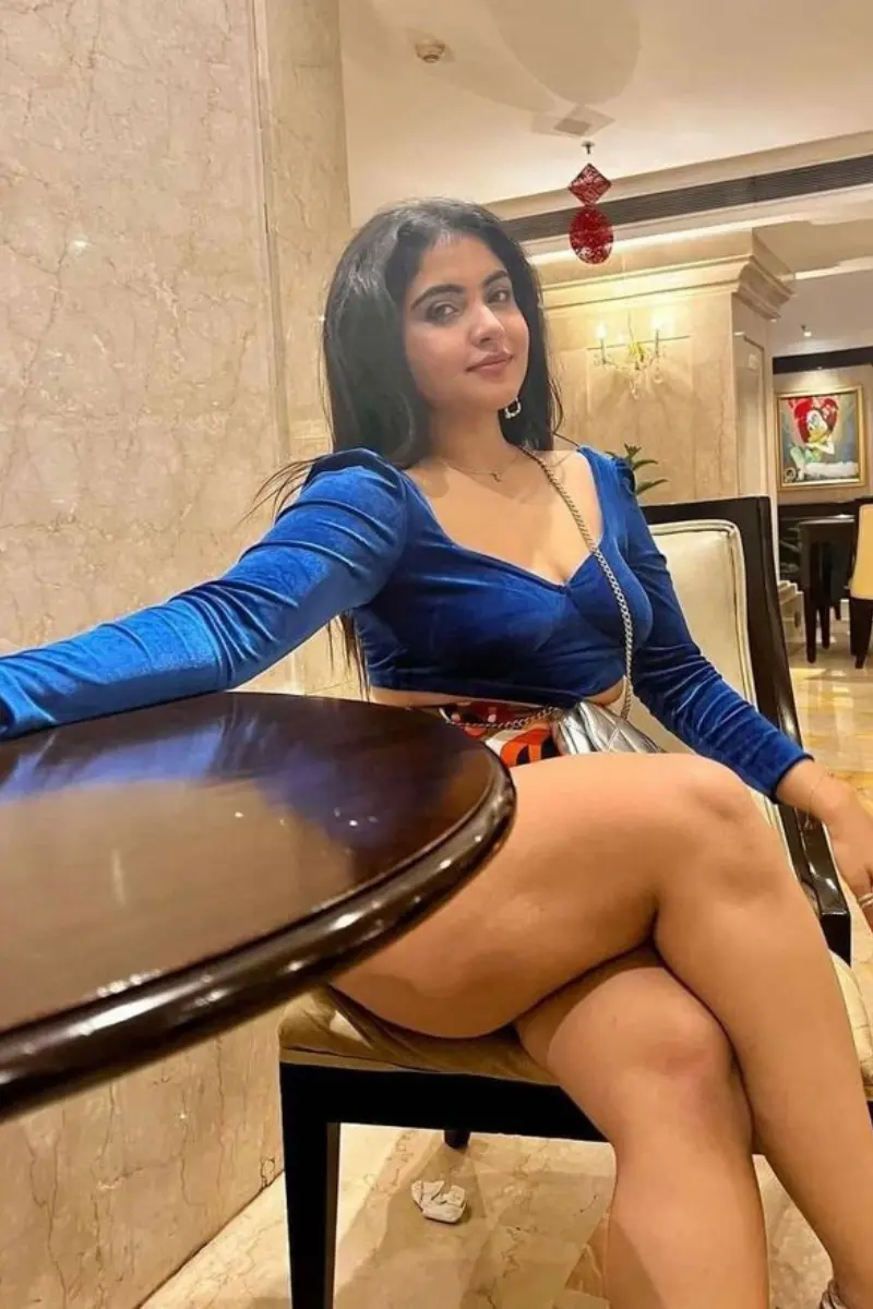 Priya Shah is staying in Vidyavihar, offering premium call girls and escort services in Vidyavihar. Book an escort for a luxurious experience.